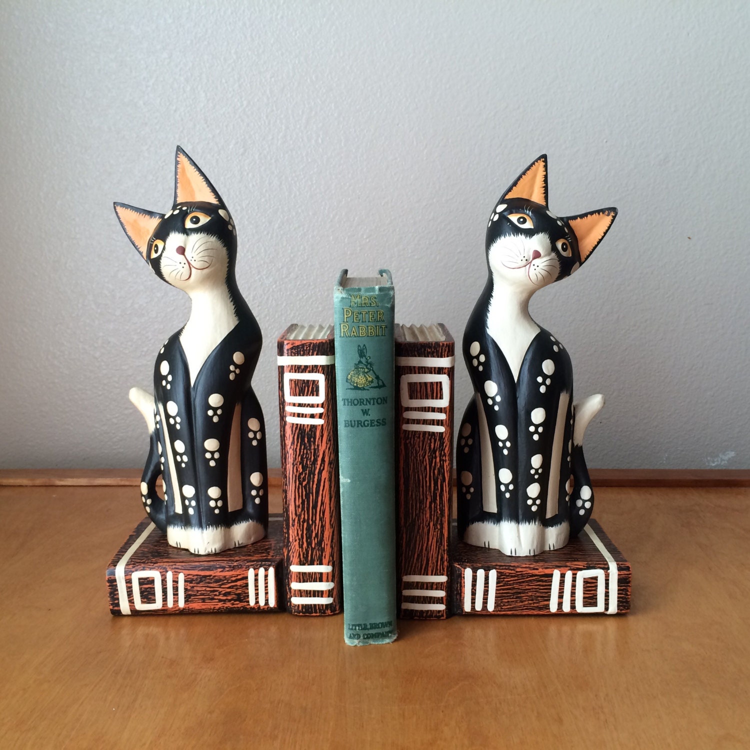 Black Kitty Cat Bookends from Indonesia Wood