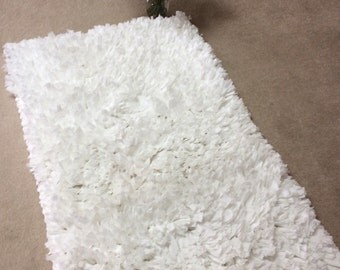 Rag Rug, Chindi rag rug, Shabby Chic Shaggy handmade rag rug, Rustic boho Area rug, hippie rag rug, white rag rug, vegan rag rug 3'x5'