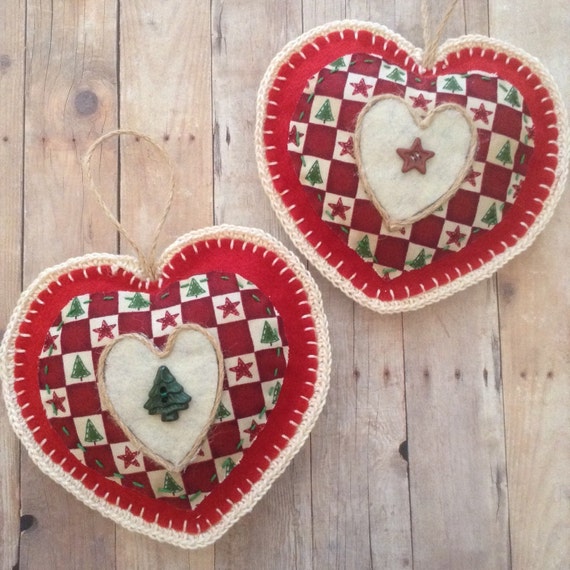 Christmas Vintage Fabric Hearts / Homespuns Christmas Hanging