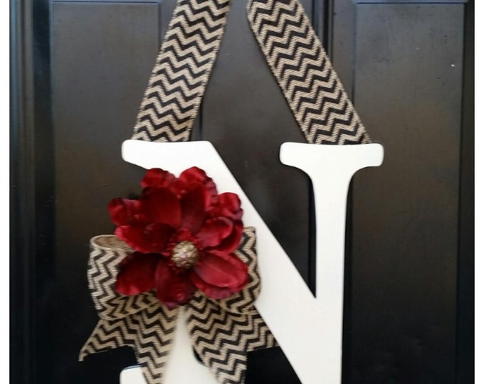 Monogram letter, monogram with flower, monogram door hanger, hydrangea monogram wreath, Front door wreath