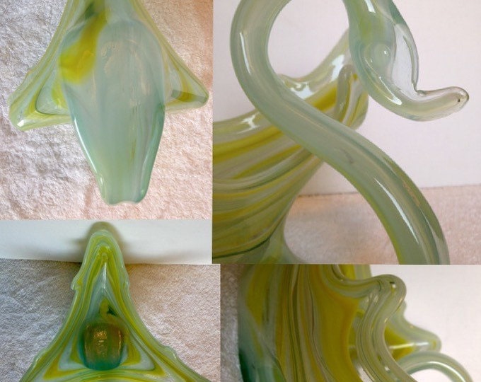 Storewide 25% Off SALE Vintage Murano Italian Designer Green Swirling Art Glass Stretch Swan Bowl Featuring Petal Style Peaked Edge & Swan N