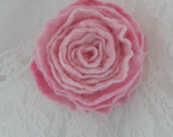 Felt Wool Brooch .Felt Flower .Organic Wool 100%.Natural wool. Pink flower.Natural jewelry.