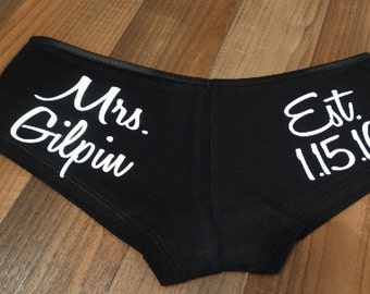 Bride underwear. Bridal Panties. bridal underwear. Women's panties. Bridal gifts. Personalized wedding underwear. Wedding Panties.