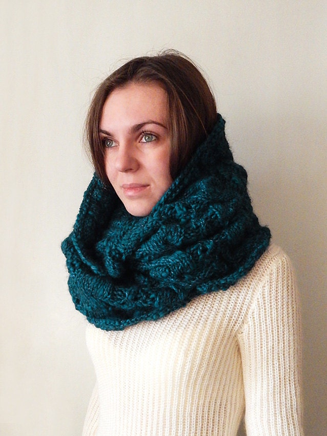 Knitted aran circle scarf snood knitted emerald oversized
