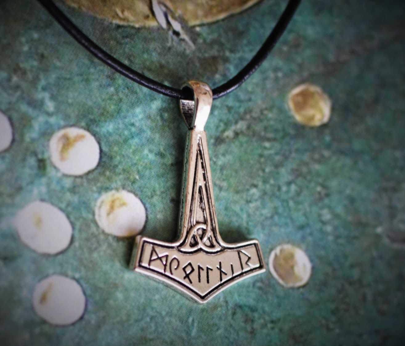 Mjolnir with Ægishjálmr / Ægishjálmur - NECKLACE