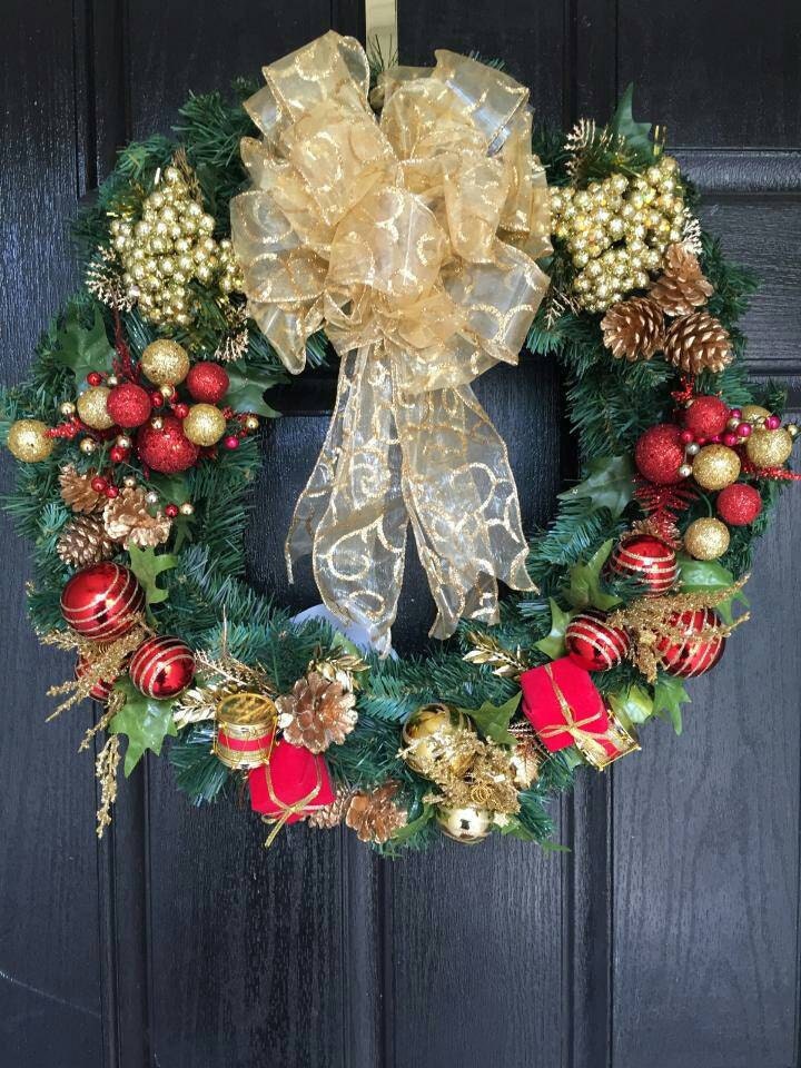 Red And Gold Christmas Wreaths Wreath For Christmas Elegant