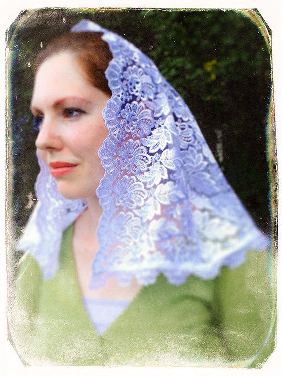 White Lace Mantilla / Chapel Veil /Traditional Catholic