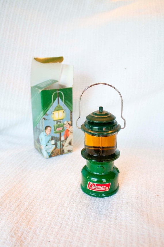 Vintage 1970s AVON Coleman Lantern Wild Count...+quixcelerp.com