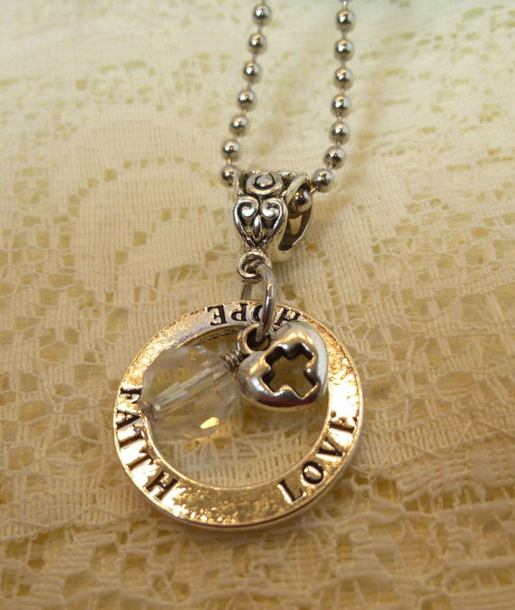 Shining Silver Faith Hope Love Pendant Necklace with Heart