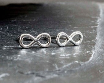 Infinity earrings of 925 sterling silver