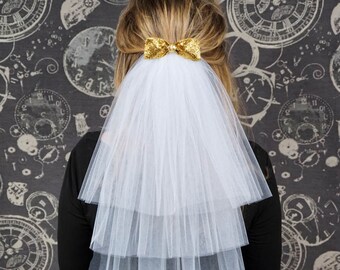 Bachelorette Party Veil, Hen Party Veil, Bridal Shower Veil - White Tulle Veil with Bow