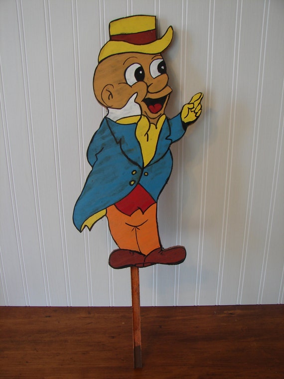 1960's Elmer Fudd Wooden Folk Art Lawn/Garden Ornament