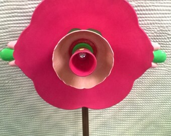 Glass Flower, Yard Art, Recycled Glass Flower, Glass Plate Flower, Garden Decor, Refurbished Glass Art, Garden Art, Yard Decoration, Outdoor
