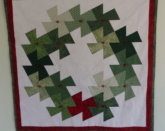Christmas Wreath Quilted Wall Hanging
