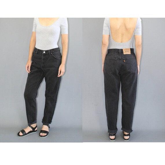levis jeans size 28