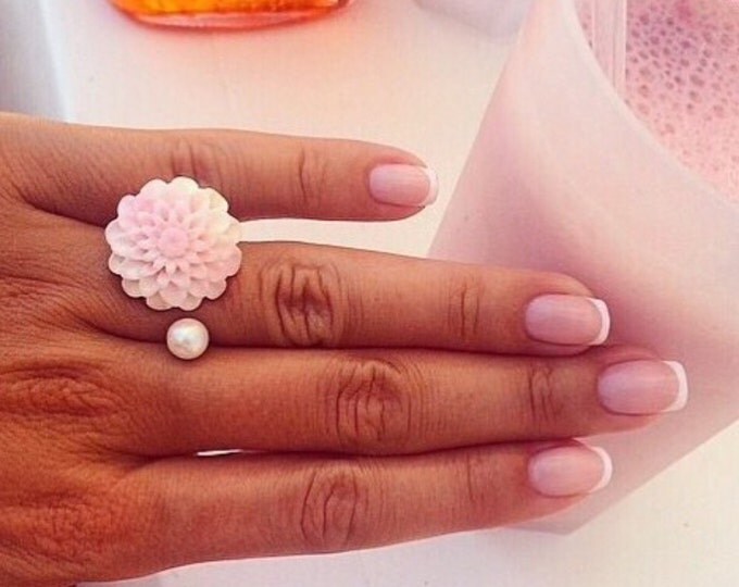 Shell flower ring - flower rose ring - natural shell ring - gift
