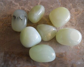 Jade,Large,The Stone from Heaven,Joy,prosperity,abundance,protect from harm,harmony,heart chakra,tranquility,balance,longevity,wisdom,dream