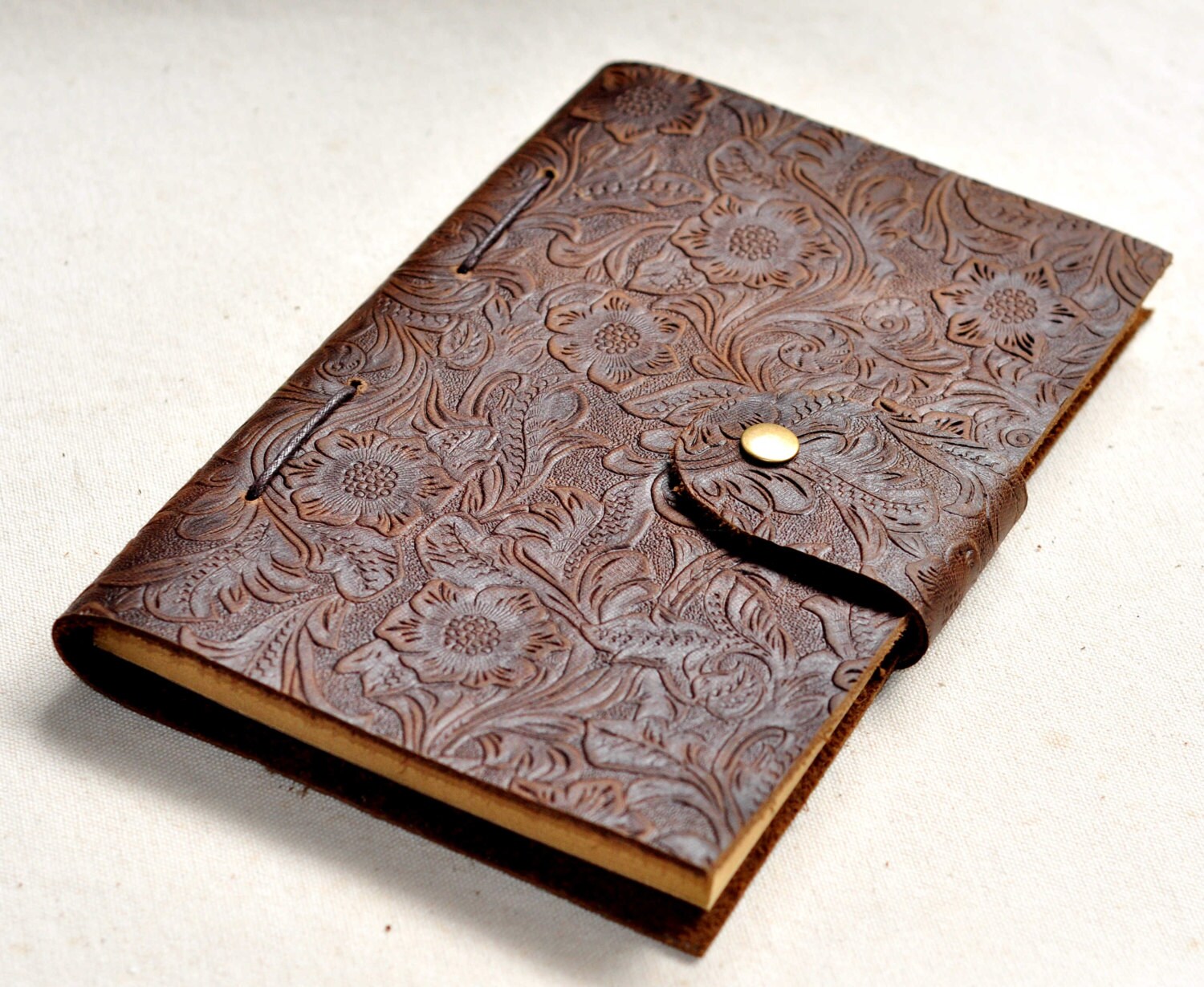 Leather Graduation Journal – 140-Page Lockable Hardcover Journal For Her/Him
