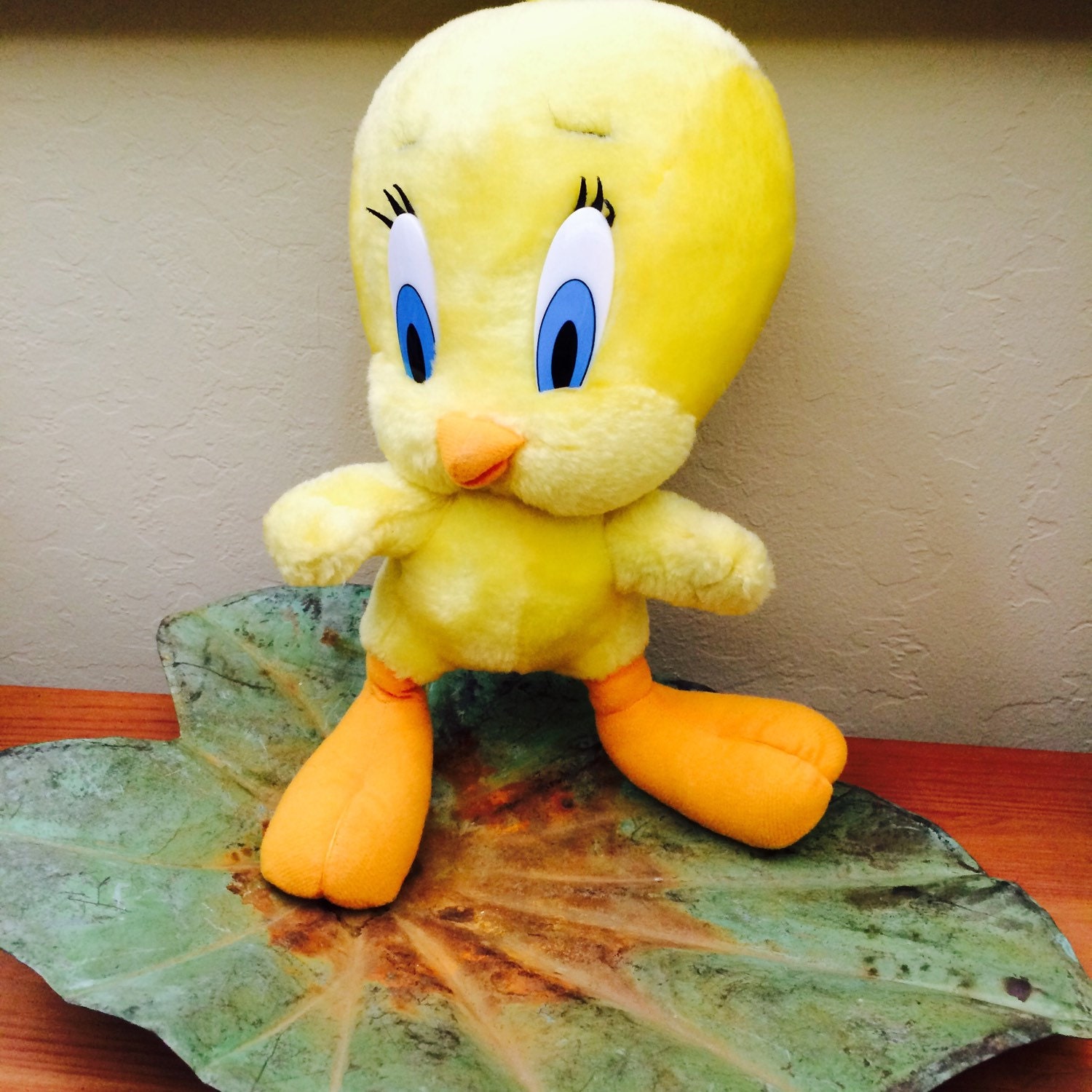 giant stuffed tweety bird