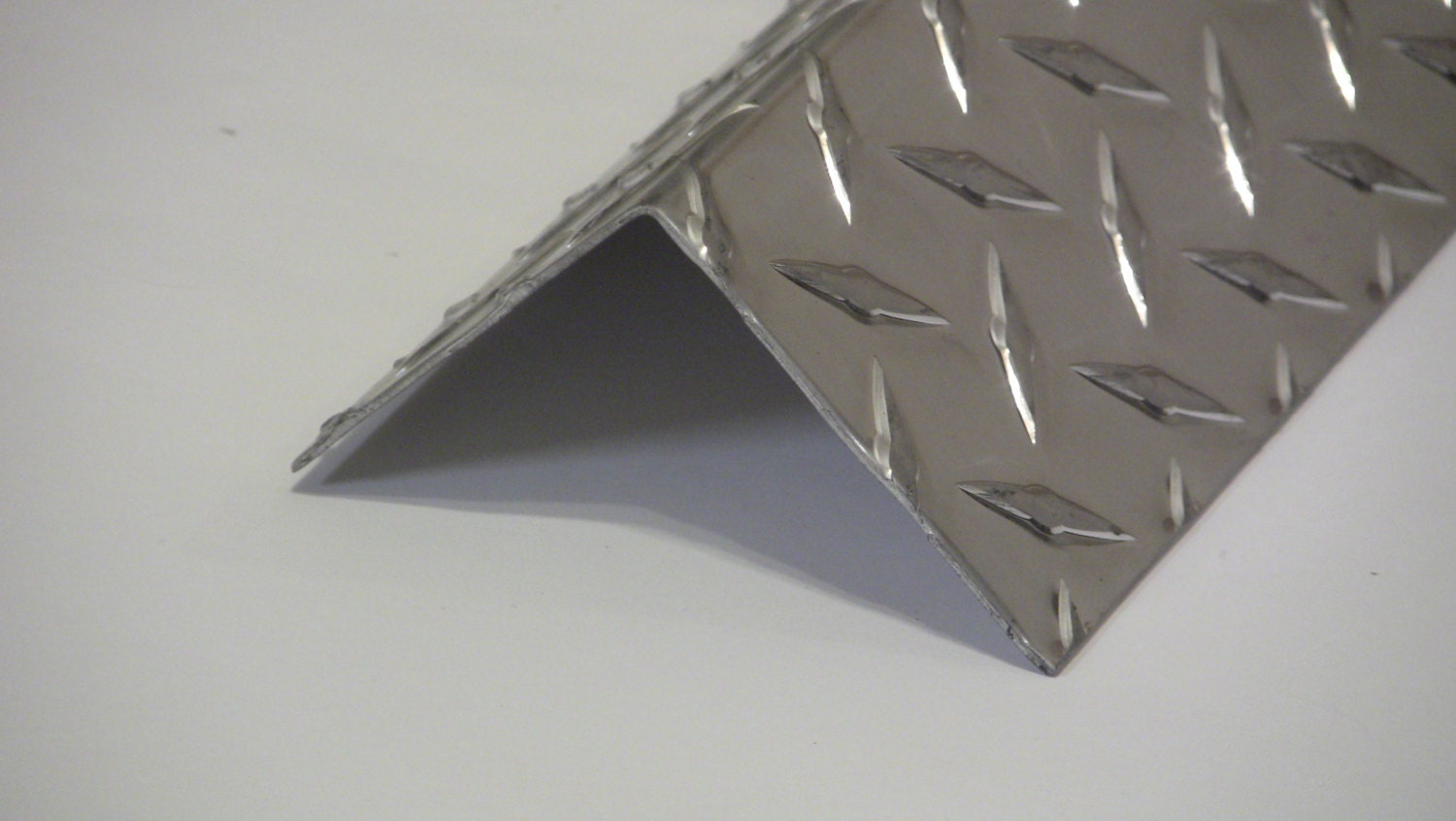 Aluminum Diamond Plate Angle .062 x 3 x 3 x 48 in. UAAC 2pcs