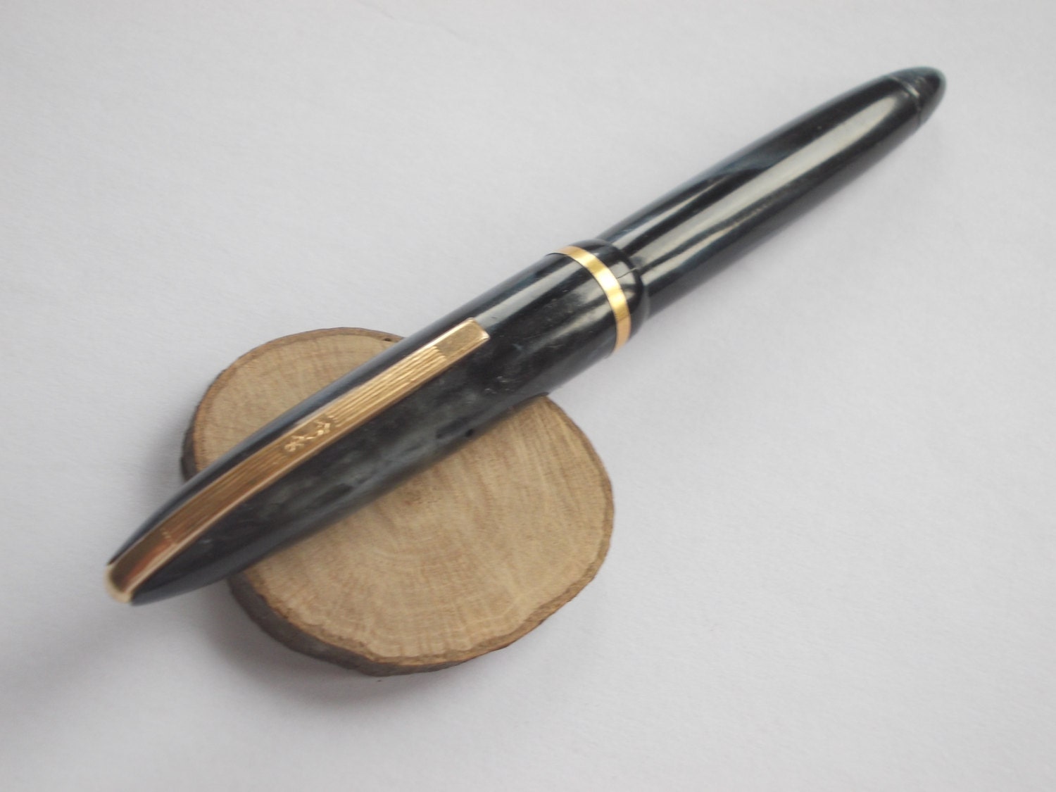 Repairing broken fountain pen cap tutorial