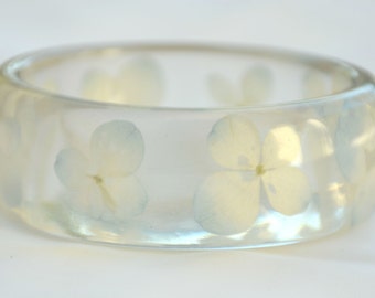 Light Blue Hydrangeas Resin Bangle. Chunky Resin Bangle Bracelet. Pressed Flower Bracelet. Blue Real Flowers Bracelet #yhbr004
