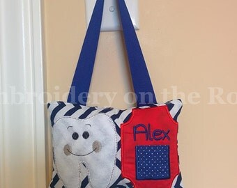 Personalized tooth fairy pillow, boy tooth fairy pillow, embroidered.