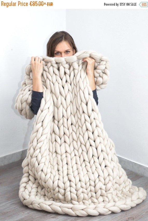 SALE Chunky Blanket. Knitted blanket. Merino Wool by bloisem