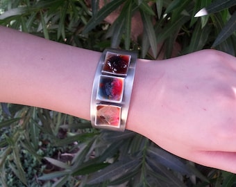 Simulated silver cuff bracelet with rusty enamel (160052)
