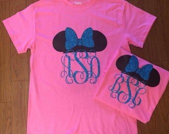 Minnie Mouse Shirt with Vine Monogram. Minnie Mouse Shirt. Minnie shirt with Monogram. Minnie Shirt. Vine Monogram Shirt.