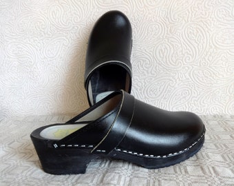 Vintage Clogs Unisex Shoes Chunky Shoes Wooden Sole Shoes Black Genuine Leather Clogs EUR 42 Swedish Clogs Vintage Shoes