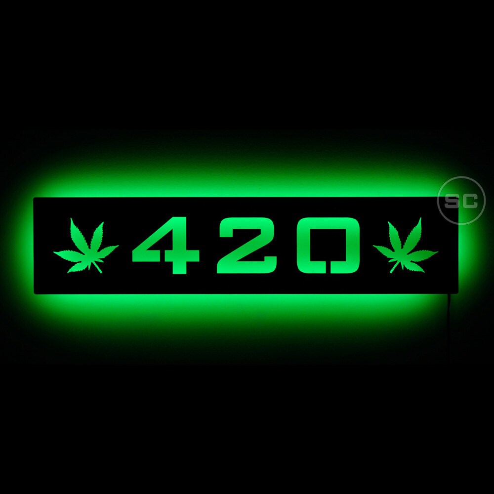 Lighted 420 Pot Leaf Sign Marijuana and Ganja Leaf Sign