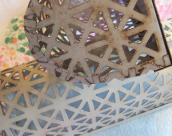 lovely lattice wall hangings