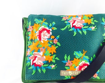 Green Floral Rose Bouquet MESSENGER Book iPad Laptop Diaper BAG