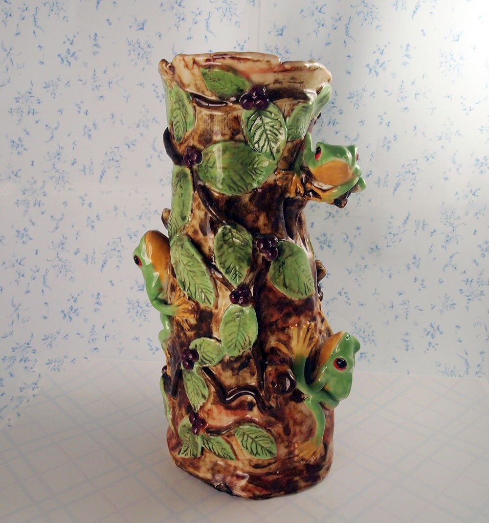 Hand sculpted ceramic green tree frog vase figurine sculpture