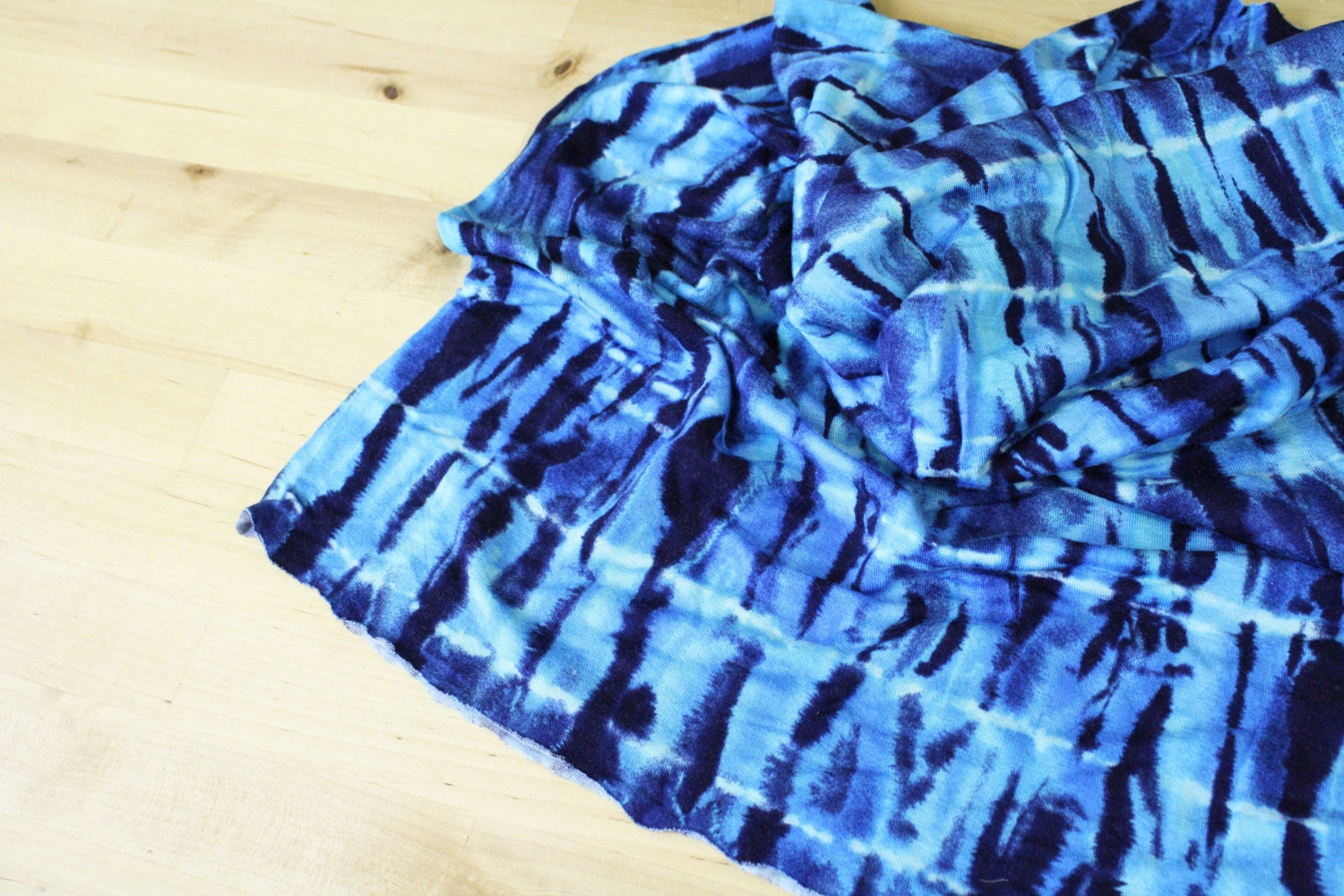 Tie Dye Print Stretch Jersey Knit Fabric Blue Destash