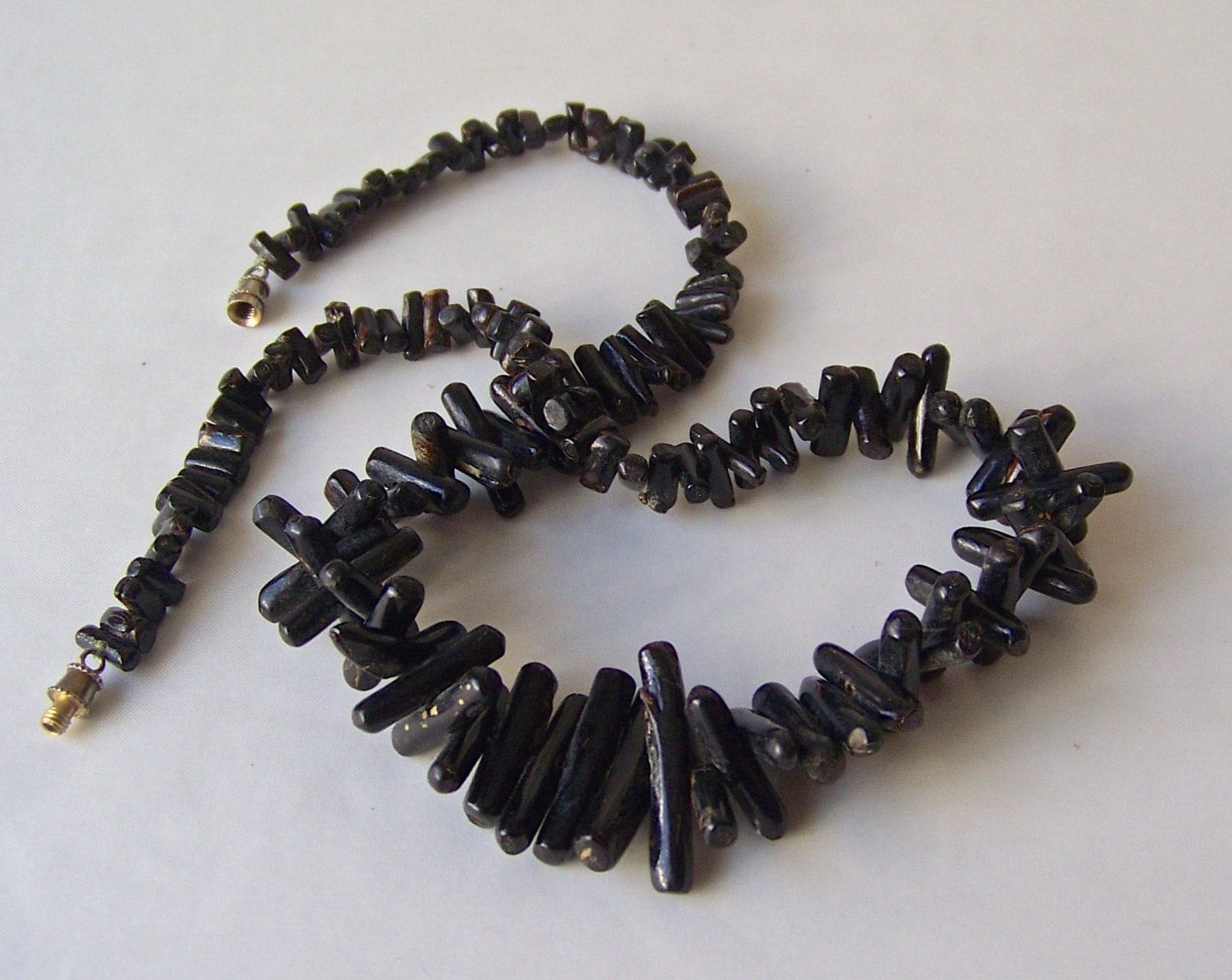Vintage Natural Black Branch Coral Bead Necklace by CynthiasAttic
