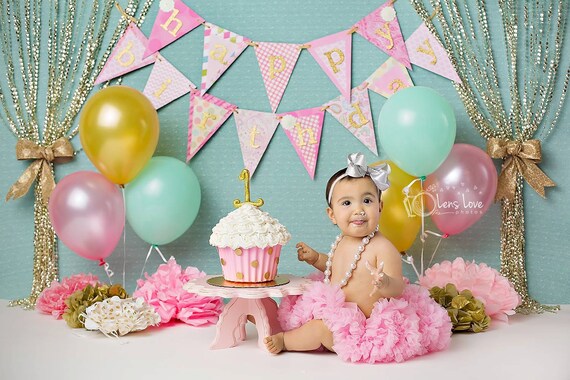 16 inch or 18 inch cake stand cake smash stand wooden cake 16 inch or 18 inch cake stand cake smash stand wooden cake