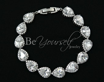 Wedding Bracelet Bridal Bracelet Teardrop Bride Bracelet Wedding Jewelry Cubic Zirconia Bracelet White Crystal Bracelet Bridesmaid Gift