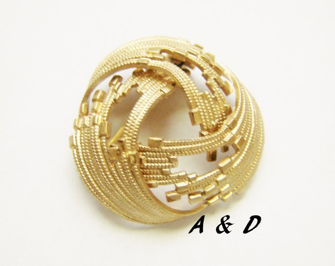 Vintage Amerikaner A & D Brooch / Rolled Gold Plate / Designer Signed / Jewelry / Jewellery