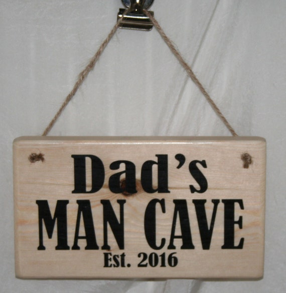 DAD'S MAN CAVE Est. 2017 Daddy Father Wood Sign Indoor