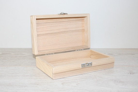 Small Wooden Gift Box / Keepsake Box / Ash Wood Box / Natural