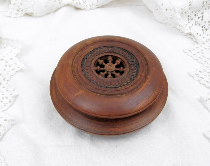 Vintage Breton Carved Wooden Round Trinket Box, French Country Decor, Vintage Home Interior, Brittany, France, Gift Idea, French Cottage