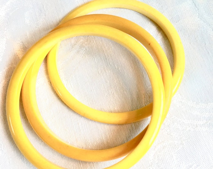 Bakelite Bangle Bracelet Trio Vintage Yellow Bangle Bracelets Bakelite Jewelry