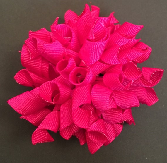 Items similar to Dark pink korker bow on Etsy