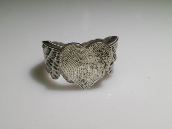 Memorial fingerprint ring. Fingerprint jewelry.