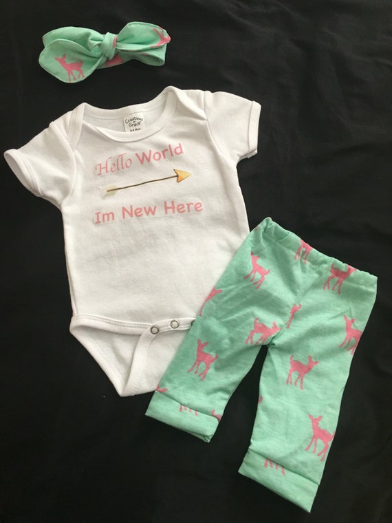 Baby girl going home outfit newborn baby by TadpolesandLilies