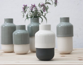 Ceramic vase with modern look in white and black. Flower Vase,Ceramic Flower Pot,Modern Ceramic Vase,wedding gift, housewarming gift idea.