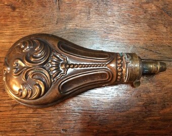 Late 19th Century American Repoussé Scalloped Shell Copper Powder Flask