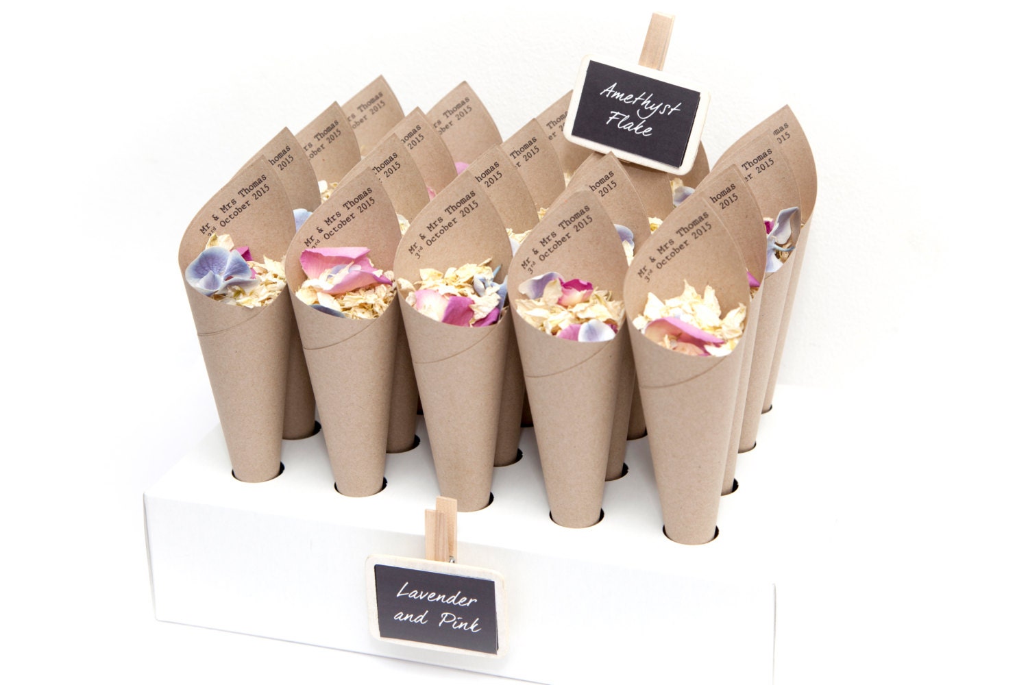 Confetti cone stand